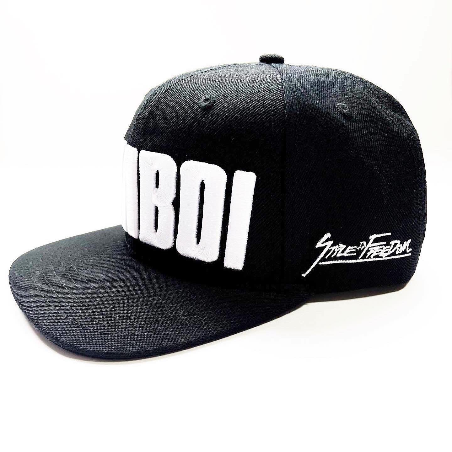 TOMBOI SNAPBACK HAT - B/W